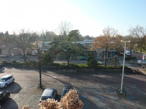 Uitzicht vanuit woonkamer en dakterras